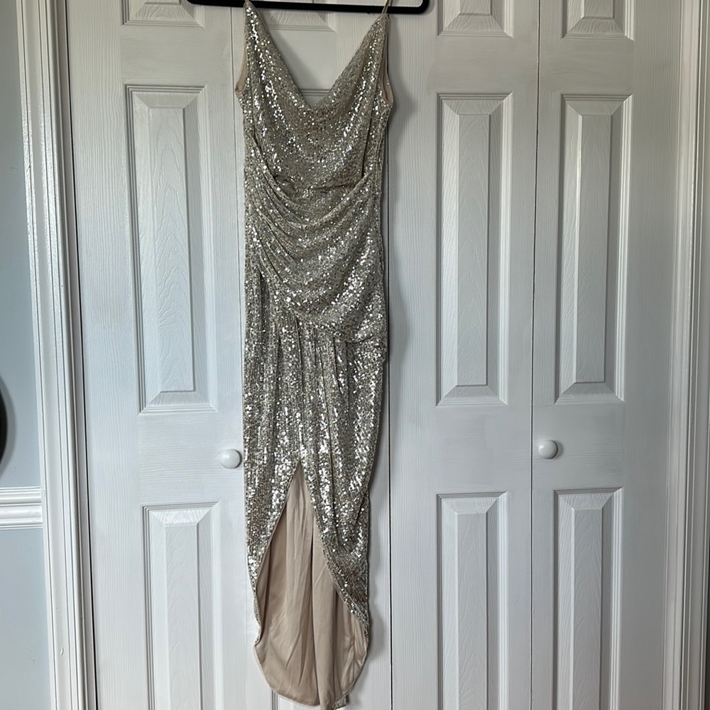 Brand New Silver Sequin size 8, side ruched hem dress